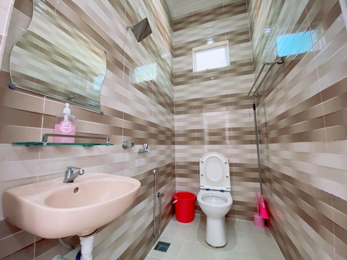 Hellokitty House - Unit 1 Villa Kuala Terengganu Eksteriør billede