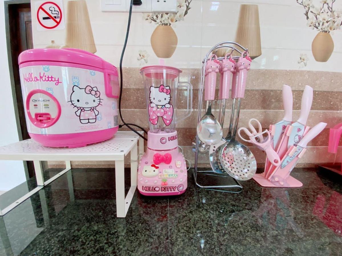 Hellokitty House - Unit 1 Villa Kuala Terengganu Eksteriør billede